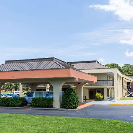 Days Inn By Wyndham Norfolk Airport Dış mekan fotoğraf