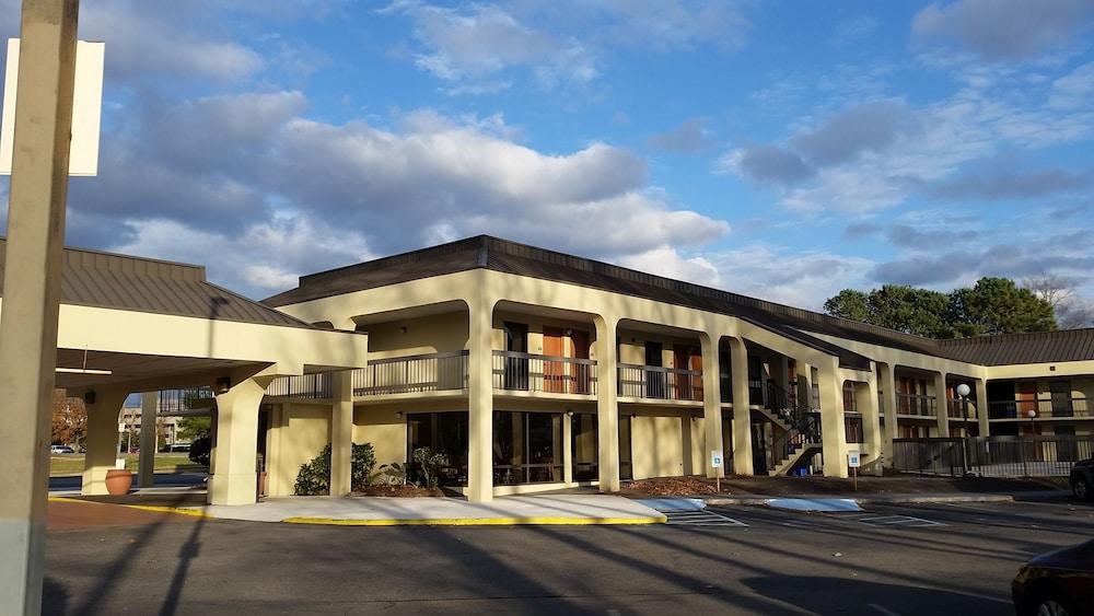 Days Inn By Wyndham Norfolk Airport Dış mekan fotoğraf